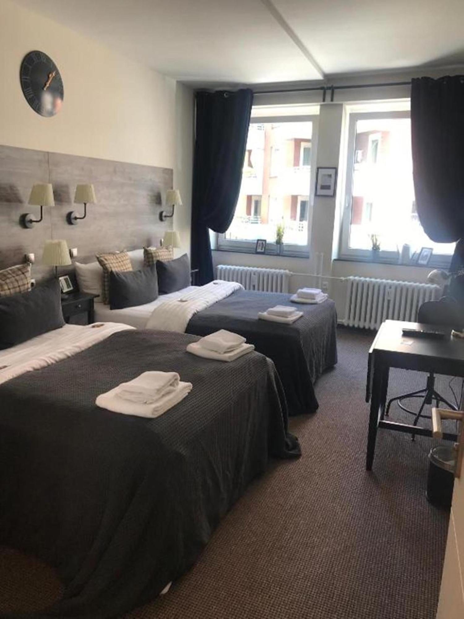 Quadruple Room with Shower,1427167759:JPEG